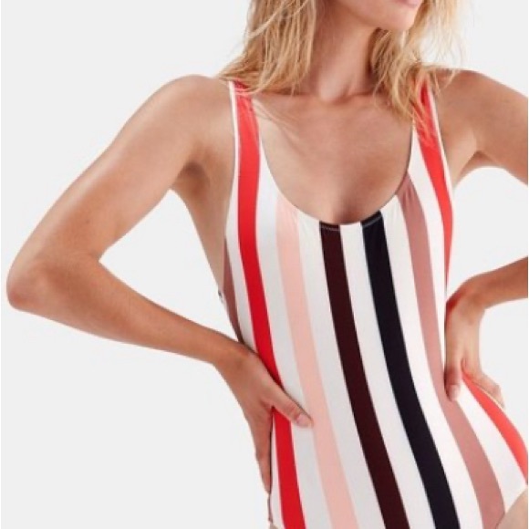Solid & Striped The Anne-Marie Lipstick Stipe Swimsuit
Size S/M - Picture 4 of 6